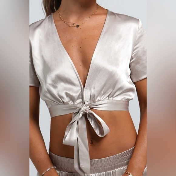 VALE Genta Poppy Pant and Dulce Top in Champagne Set - Picture 5 of 11